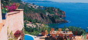 france-riviera-balcony